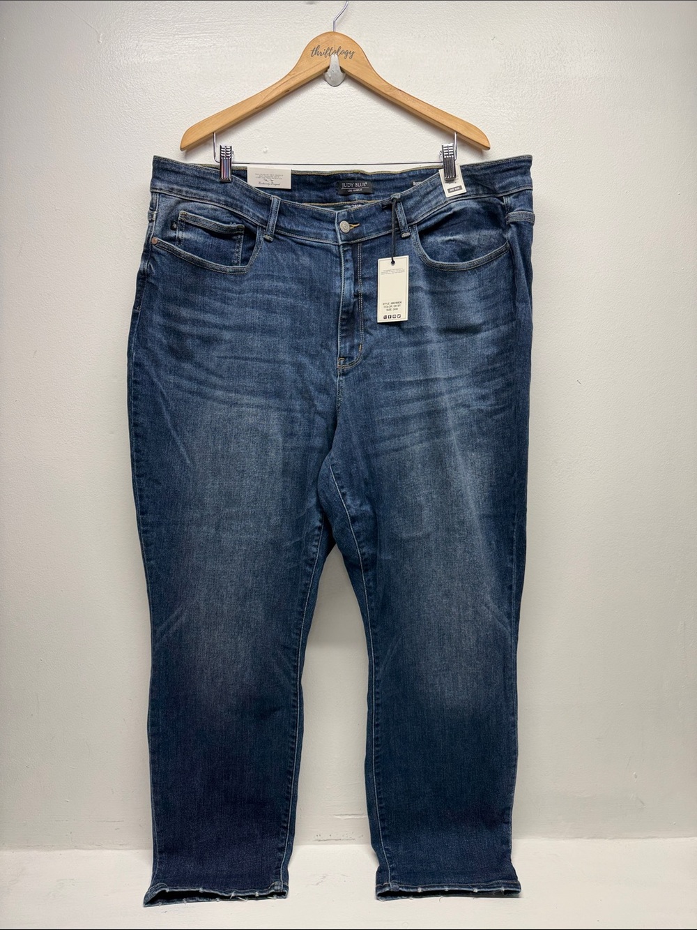 Judy Blue Jeans My Favorite Boyfriend Mid Rise Denim Jeans Blue NWT Plus 24 W